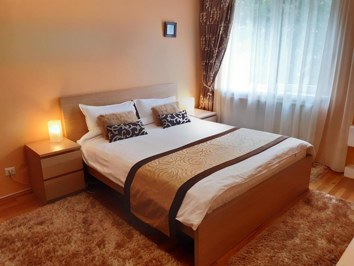 Apartament Central Piatra Neamţ Zewnętrze zdjęcie