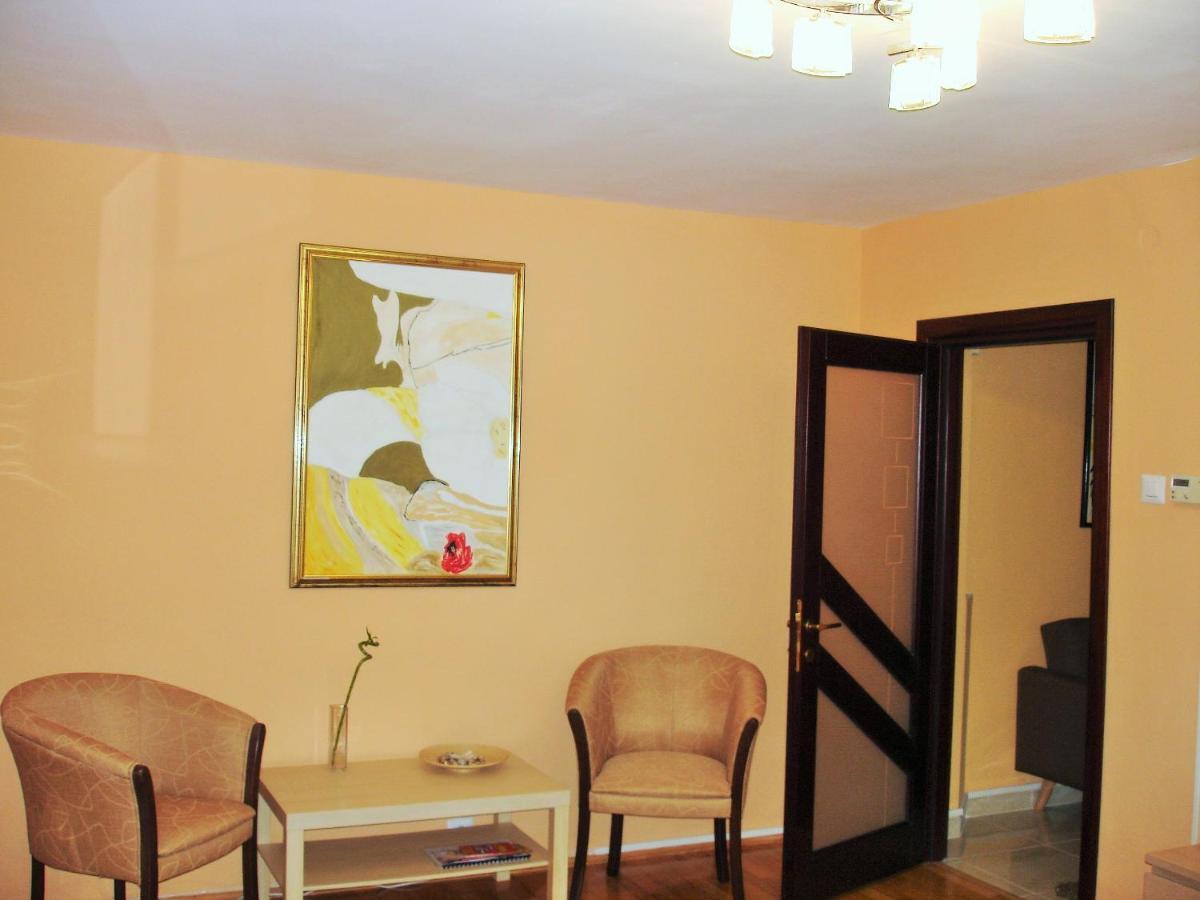 Apartament Central Piatra Neamţ Zewnętrze zdjęcie